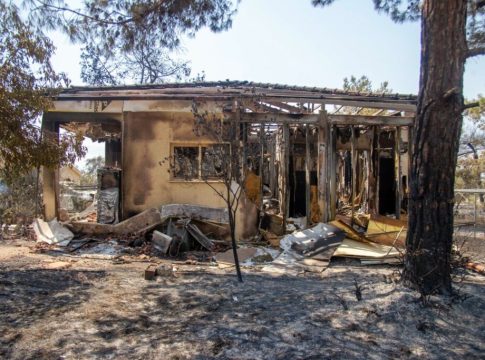 Κύπρος: Σε ύφεση η φωτιά στη Λεμεσό – Σε επιφυλακή οι αρχές για αναζωπυρώσεις