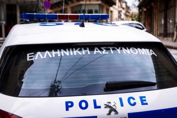 Φθιώτιδα: Χτύπησε τη σύζυγό του και έβαλε φωτιά στο σπίτι τους