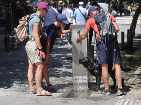 Καύσωνας: Ξεκινάει το νέο κύμα – Πού θα έχει 42°C, πότε θα δροσίσει