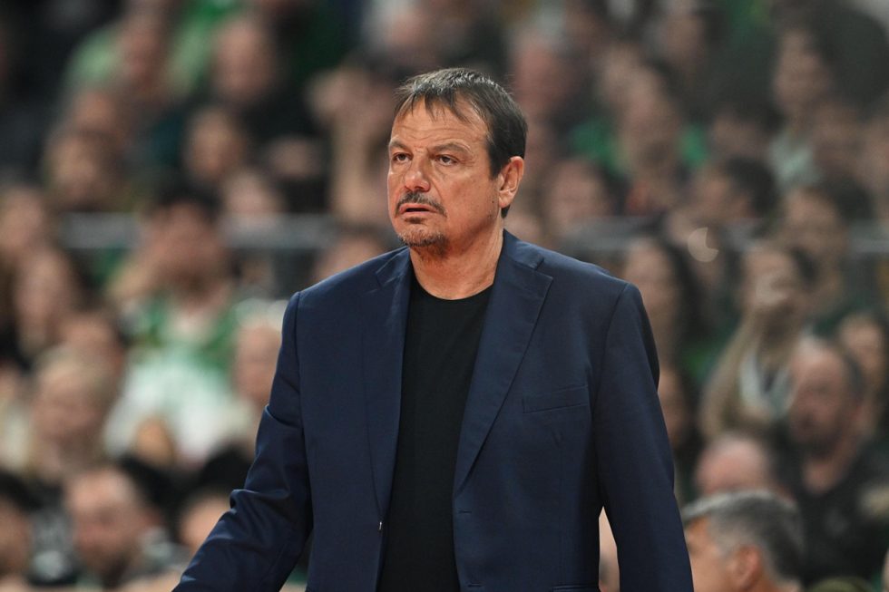 Η EuroLeague παίρνει μέτρα για τον… Αταμάν: Αυστηροποίηση ποινών για τους προπονητές που εισβάλλουν στον αγωνιστικό χώρο