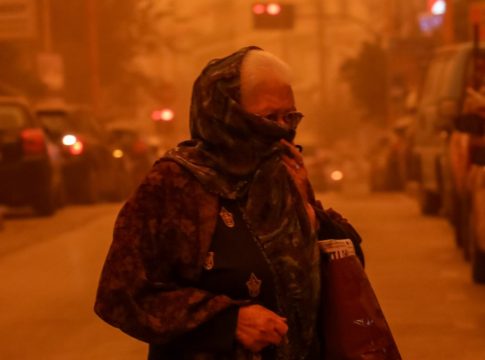 Οι θύελλες από άμμο και σκόνη επιβαρύνουν την υγεία περίπου 330 εκατομμύρια ανθρώπων παγκοσμίως