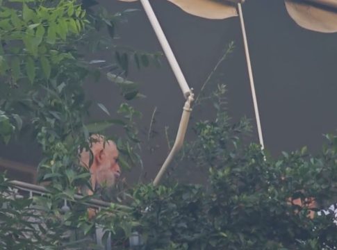 Φωτιά στο διαμέρισμα του Πέτρου Φιλιππίδη στην Πατησίων – Ο ίδιος κάλεσε την Αστυνομία