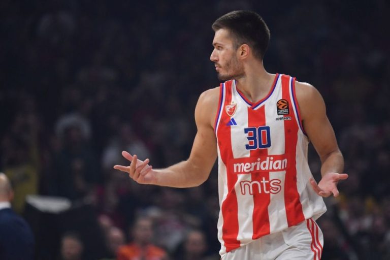 Γιανάι: «Δεν μας κάνει ο Πετρούσεφ»