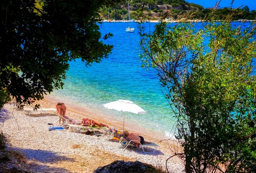 Καιρός: Νέα πτώση της θερμοκρασίας την Τρίτη – Αναλυτική πρόγνωση