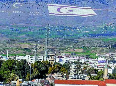 Σύλληψη πέντε ηλικιωμένων στα κατεχόμενα για «κατασκοπεία»