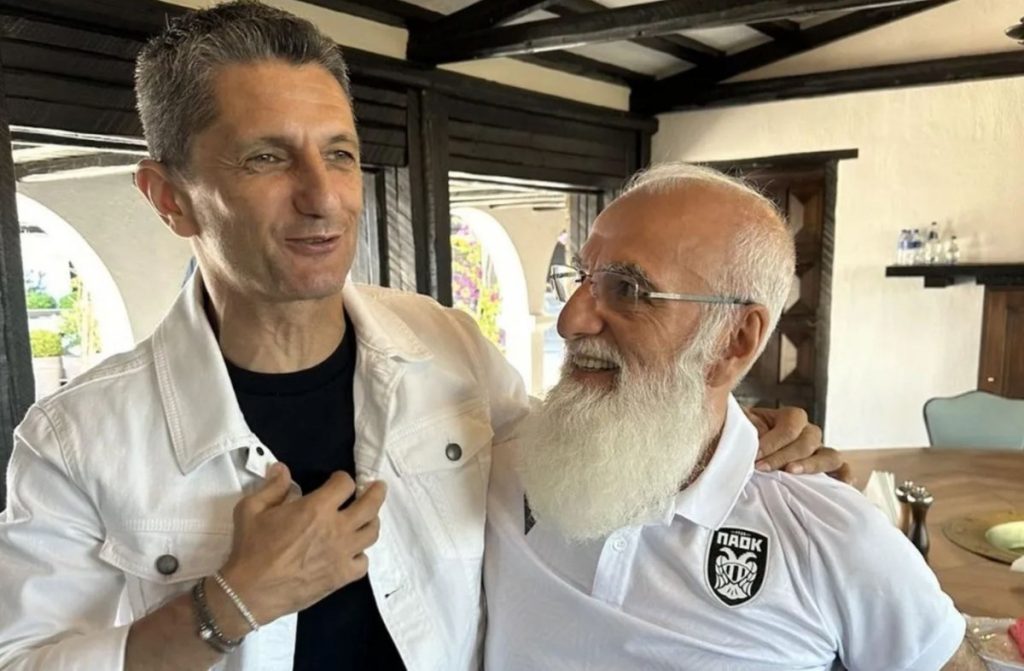 Ο Ιβάν Σαββίδης προσγειώθηκε με ελικόπτερο στην Τούμπα