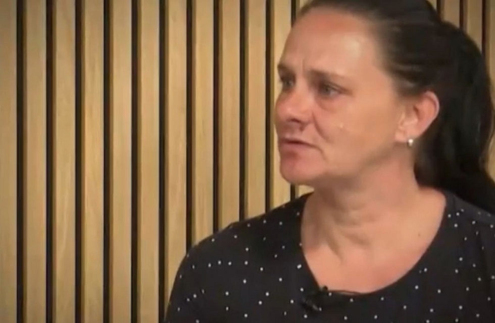 «Ζήλευε τα αδέλφια της» – Τι λέει η μητέρα της Ειρήνης Μουρτζούκου για τη δολοφονία της αδελφής της