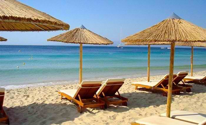 Χαλκιδική: Σφράγισαν beach bar που λειτουργούσε χωρίς άδεια – «Βροχή» οι καταγγελίες στo MyCoast