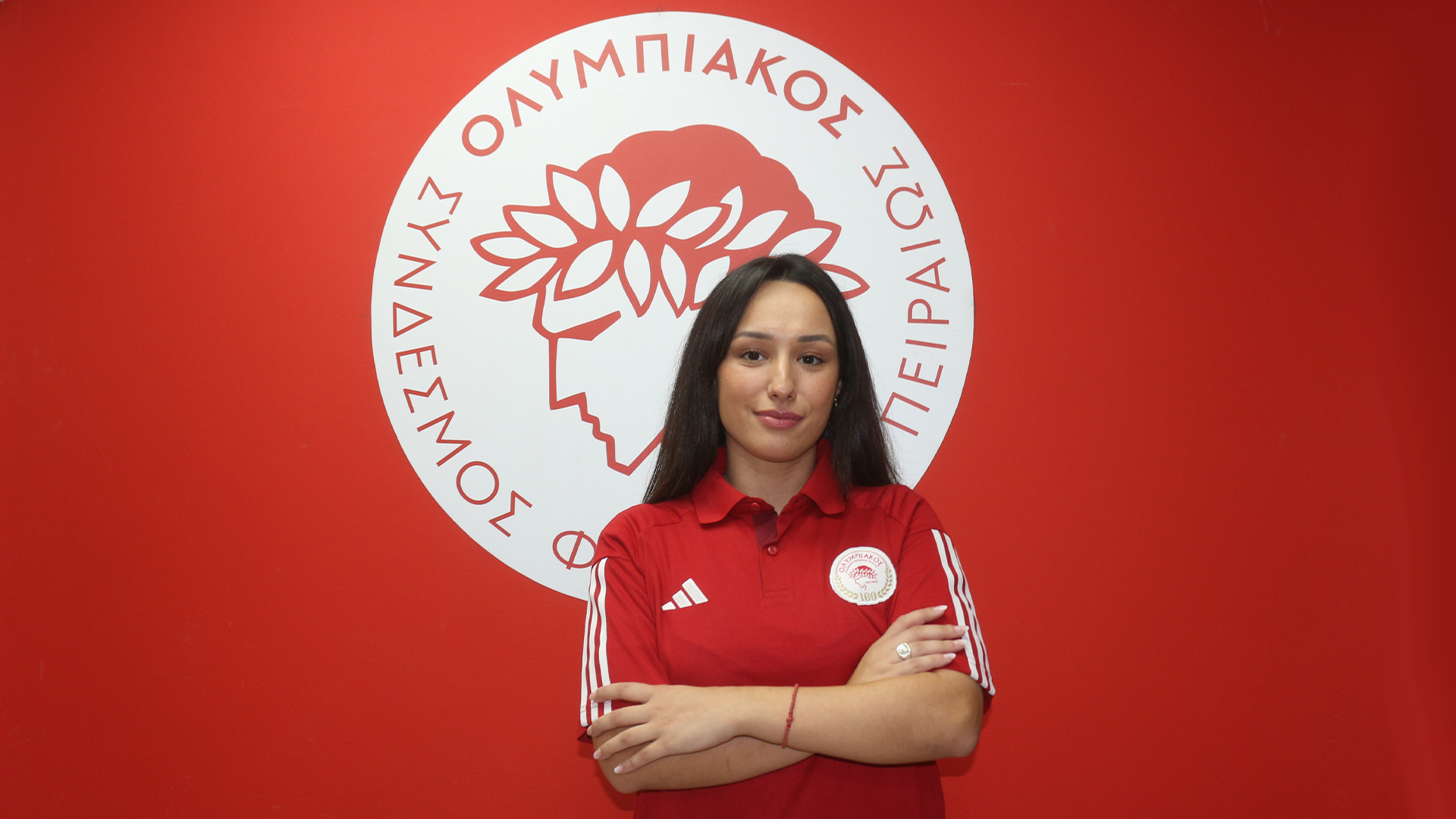 Στα «ερυθρόλευκα» η Σοφία Πελεκούδα