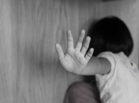 Χανιά: Νέα καταγγελία για ασέλγεια σε 11χρονο αγόρι για τον γιατρό της κατασκήνωσης