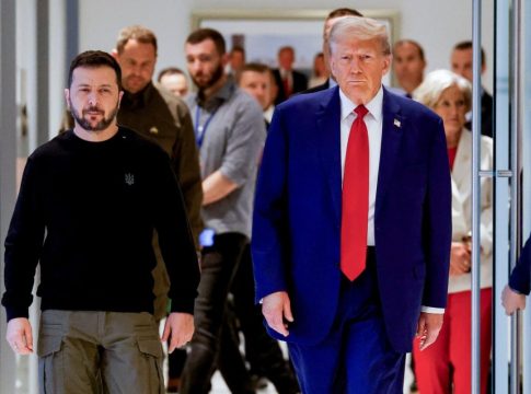 Η «δύσκολη» συνομιλία Τραμπ με Ζελένσκι – Τι ειπώθηκε για εκεχειρία και ανταλλαγή εδαφών