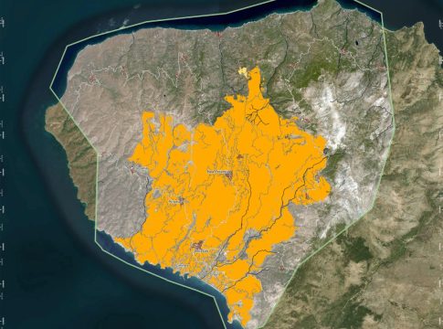 Σχεδόν 70.000 στρέμματα έγιναν στάχτη στη Χίο – Σοκ και δέος από τις δορυφορικές εικόνες της καταστροφής