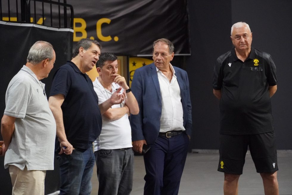 Με Μάκη Αγγελόπουλο η πρώτη προπόνηση της ΑΕΚ (Pics)