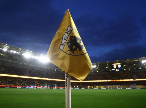 Καταγγελία δέκα πρώην παικτών της ΑΕΚ στην ΕΠΟ: «Να αφαιρεθούν οι τίτλοι που κατέκτησε πριν το 2014»