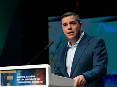 Ολιγωρία και λάθη στην υπόθεση της Μονής Σινά χρεώνει ο Τσίπρας στην κυβέρνηση – Η λιμοκτονία στη Γάζα στην ατζέντα με τον Αρχιεπίσκοπο Δαμιανό