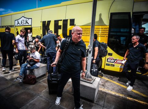 Αναχώρησε για Κύπρο η αποστολή της ΑΕΚ