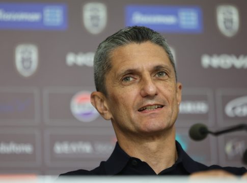 Λουτσέσκου: «Να είμαστε σε κορυφαία πνευματική κατάσταση – Είδα μεγάλη χαρά από τους συμπαίκτες του Κωνσταντέλια για την παραμονή του»