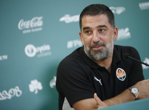 Αρντά Τουράν: «Σαν πατέρας μου ο Τερίμ, αδέρφια μου οι Αταμάν και Όσμαν»