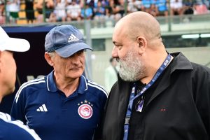 Καραπαπάς για μεταγραφές: «Παίκτες που ταιριάζουν στο πλάνο Μεντιλίμπαρ» – Τι είπε για τον Αντίνο