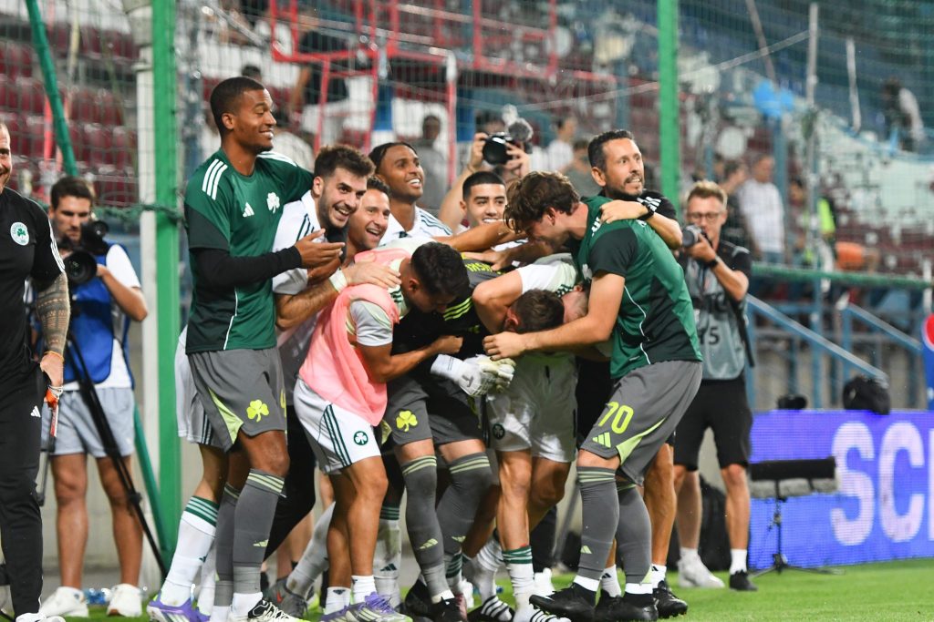 Η παρακάμερα της πρόκρισης του Παναθηναϊκού με ομιλία Βιτόρια και… σκονάκι Ντραγκόφσκι (vid)