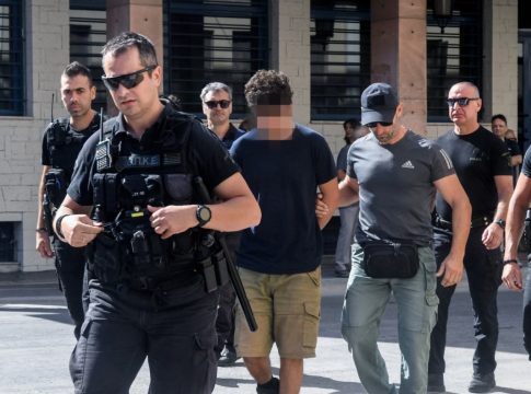 Πάτρα: Προφυλακίστηκαν οι δύο νεαροί για τη φωτιά στο Γηροκομείο