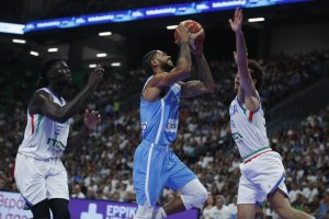 LIVE: Ιταλία – Ελλάδα