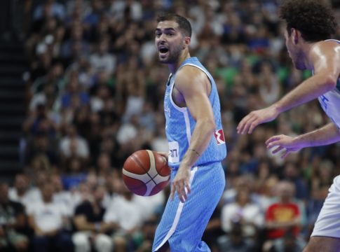 Τολιόπουλος: «Πολλοί οι 40 πόντοι στο ημίχρονο για την ταυτότητά μας, αλλά βγάλαμε αντίδραση» (vid)