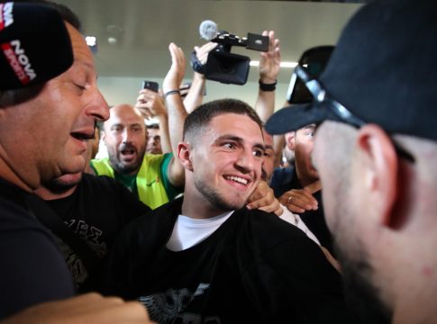 Έφτασε στη Θεσσαλονίκη για τον ΠΑΟΚ ο Ζαφείρης
