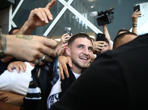 Το βίντεο του ΠΑΟΚ από την εντυπωσιακή υποδοχή στον Ζαφείρη και ο… Ζαφείρης Μελάς