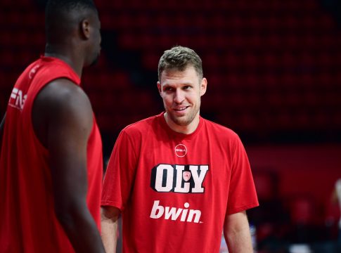 Βεζένκοβ: «Έτοιμος για το πρώτο ματς, η Euroleague απαιτεί υπομονή»