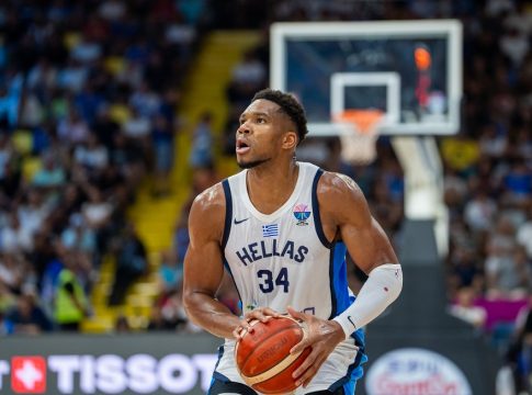 «Τρομακτικός» Αντετοκούνμπο: Αυτά έκανε ο «Greek Freak» κόντρα στην Ιταλία
