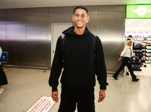 Μάντσα: «Θέλω να κατακτήσω τίτλους με τον Ολυμπιακό – Αυτά θα φέρω στον αγωνιστικό χώρο» (vid)