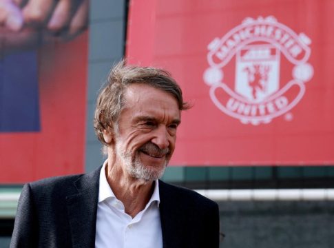 Μάντσεστερ Γιουνάιτεντ: 240 εκατ. σε μεταγραφές, 450 απολύσεις