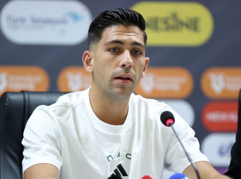 Μπακασέτας: «Είμαστε απόλυτα έτοιμοι για να μπούμε στο League Phase του Europa League»