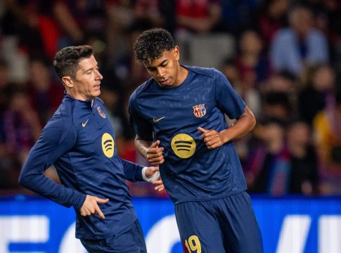 Η UEFA τιμώρησε τους Γιαμάλ, Λεβαντόβσκι και Φλικ για παραβίαση κανονισμών