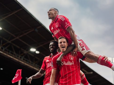 Νότιγχαμ Φόρεστ – Μπρέντφορντ 3-1: Επιβλητική η ομάδα του Νούνο, «καθάρισε» από το ημίχρονο και μπήκε με το… δεξί στο πρωτάθλημα