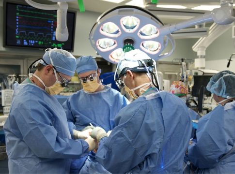 ΗΠΑ: Ανησυχία από τις πρόωρες δωρεές οργάνων – Γιατί ο τύπος DCD είναι επικίνδυνος