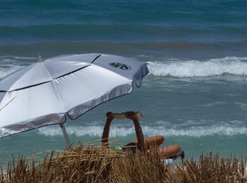 Καιρός: Μικρή άνοδος της θερμοκρασίας, θα φτάσει στους 35 βαθμούς – Πού θα βρέξει το απόγευμα