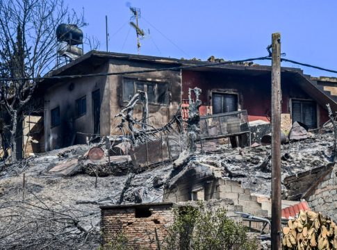 Με «Αχαΐα Pass» τα μέτρα που ανακοινώθηκαν για τους πυρόπληκτους – Η αντίδραση του δήμου Πατρέων