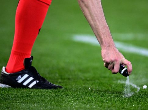 Βασικοί και ρεζέρβες στη διαιτησία