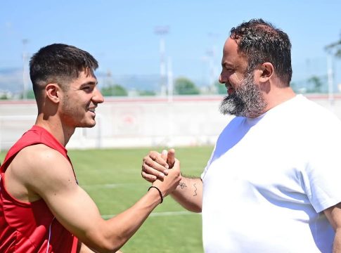 Ολυμπιακός: Τελέστηκε ο ετήσιος αγιασμός παρουσία του Βαγγέλη Μαρινάκη (pics)