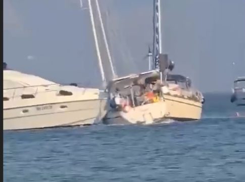 Σκάφος συγκρούστηκε με δύο ιστιοφόρα στην Ερείκουσα – Βίντεο ντοκουμέντο
