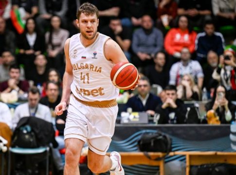 Χωρίς Βεζένκοφ η Βουλγαρία απέναντι στην Ολλανδία