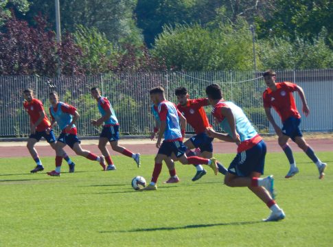 Ολυμπιακός: Φιλικό μεταξύ Κ19 και Β’ ομάδας στο Καπενήσι (pics)