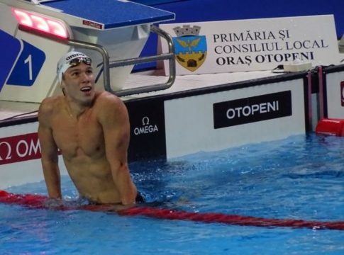 Χάλκινο μετάλλιο με τρία ρεκόρ για τον φοβερό Βασίλη Κακουλάκη στο Παγκόσμιο κολύμβησης εφήβων