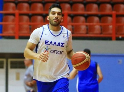 Κασελάκης: «Είναι σημαντική η νοοτροπία που θα έχει η Εθνική στο ξεκίνημα της»