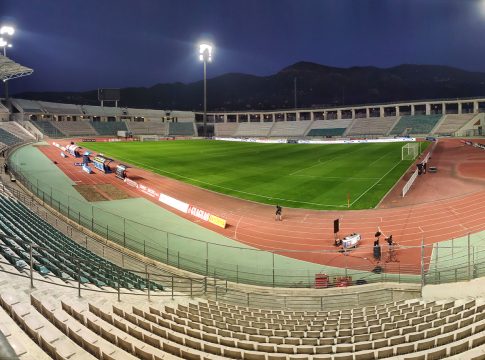 Φιλανθρωπικό τουρνουά ποδοσφαίρου στον Βόλο με ομάδες Super League