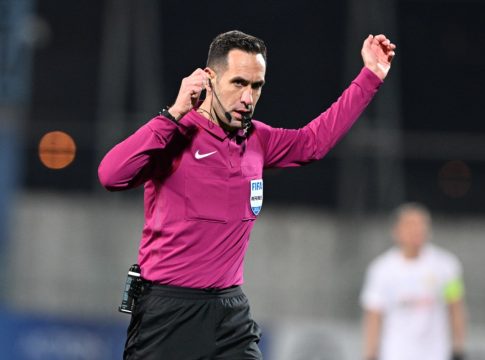 Διεθνείς ορισμοί για Παπαπέτρου, Σιδηρόπουλο και Φωτιά