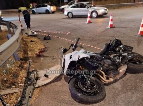 Νεκρή 32χρονη σε τροχαίο στην Αταλάντη – Αυτοκίνητο παραβίασε STOP και έπεσε πάνω στη μηχανή της