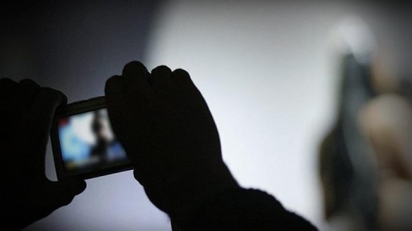 Πέλλα: Σύλληψη 15χρονου για παιδική πορνογραφία – Είχε στην κατοχή του 1.000 βίντεο και φωτογραφίες